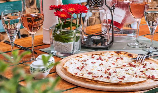 Angebot für einen Flammkuchen-Abend in der Linslerstube mit übernachtung